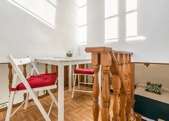 Duplex Jesus Gran Poder 4. Plaza De La Gavidia *